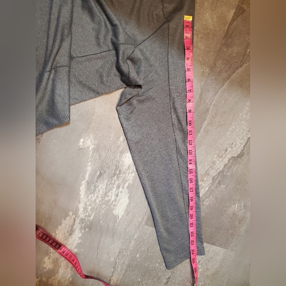 Patagonia Men Capilene 3 Midweight. Long Sleeves. 2 Shades Of Grey. XL. - Picture 7 of 7